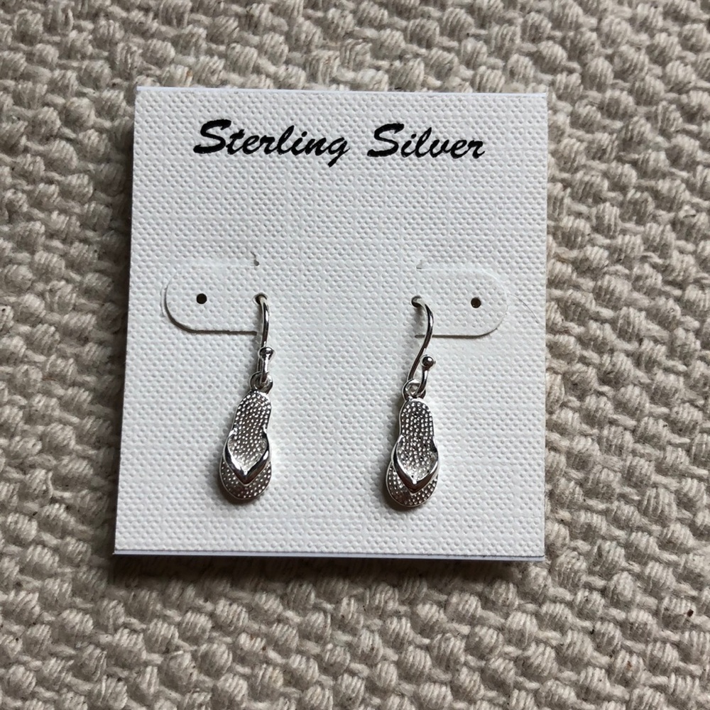Flip flop dangle earrings